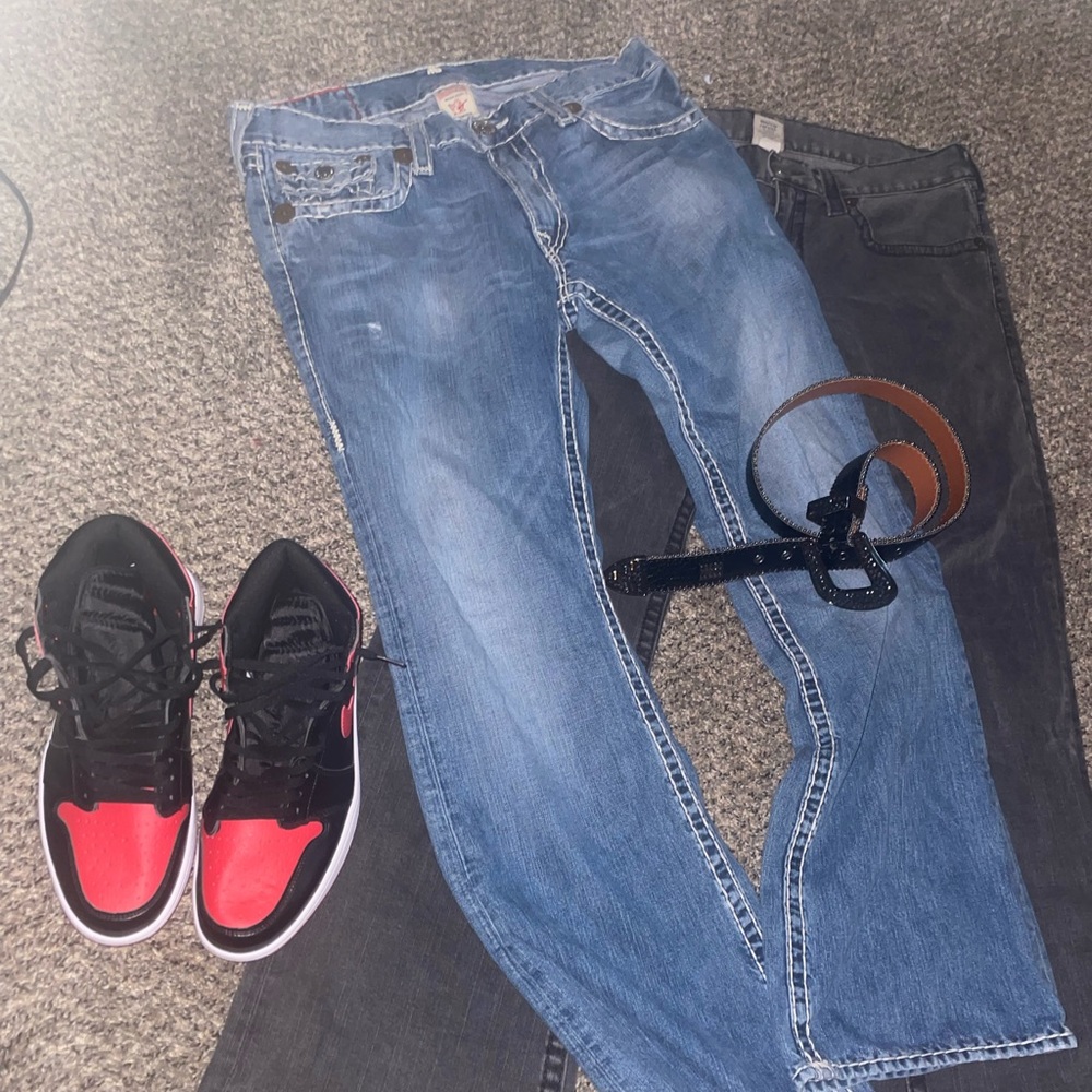 Shoot offers true religion, Jordan 1 banned and bb Simon belt